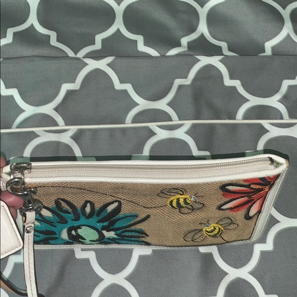 Coach Bumblebee Wristlet - Picture 8 of 8